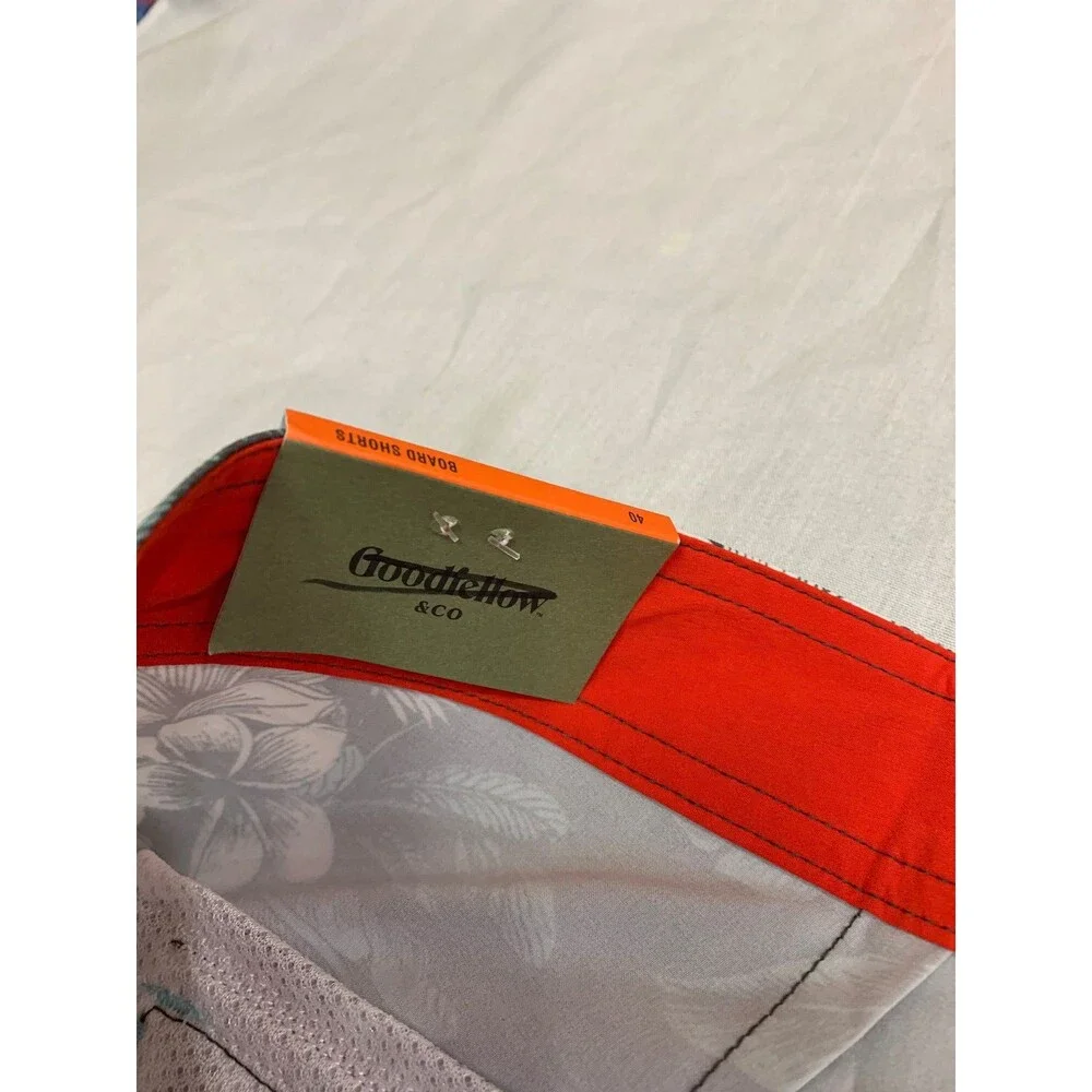 NWT GOODFELLOW MENS SWIM SHORTS SIZE 40